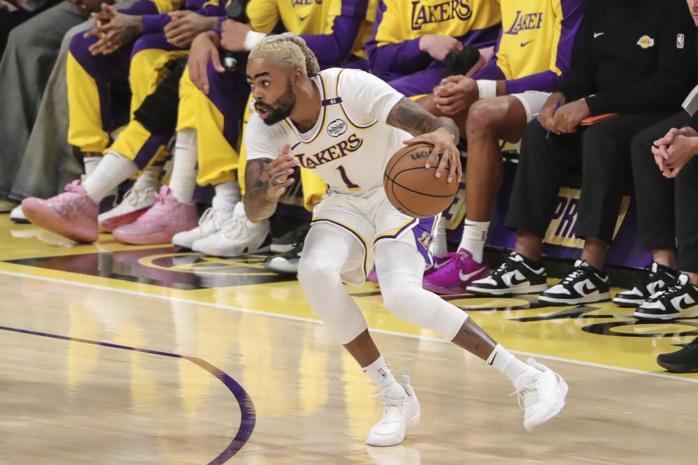 成功奠定基 成功奠定基