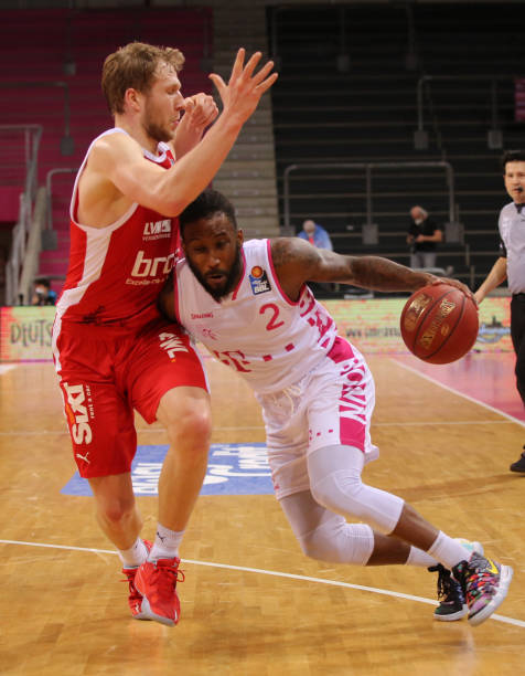 备受瞩目的 备受瞩目的